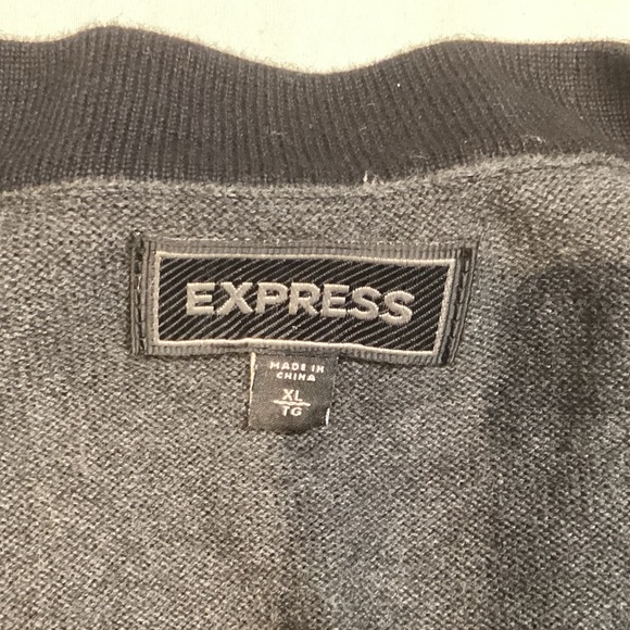 Express Cardigan - Picture 3 of 4